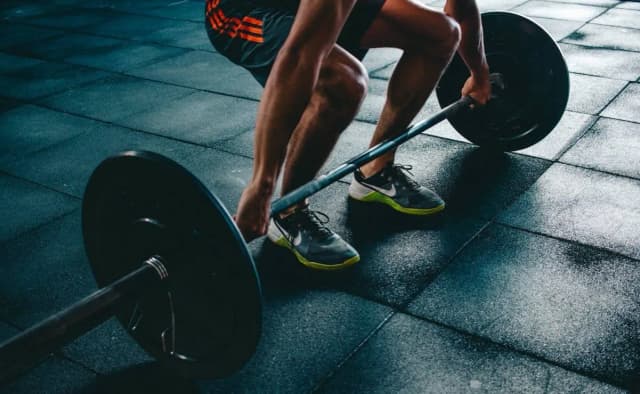 Comida para el gimnasio: alimentos esenciales para potenciar tu rendimiento Comida para el gimnasio: alimentos esenciales para potenciar tu rendimiento